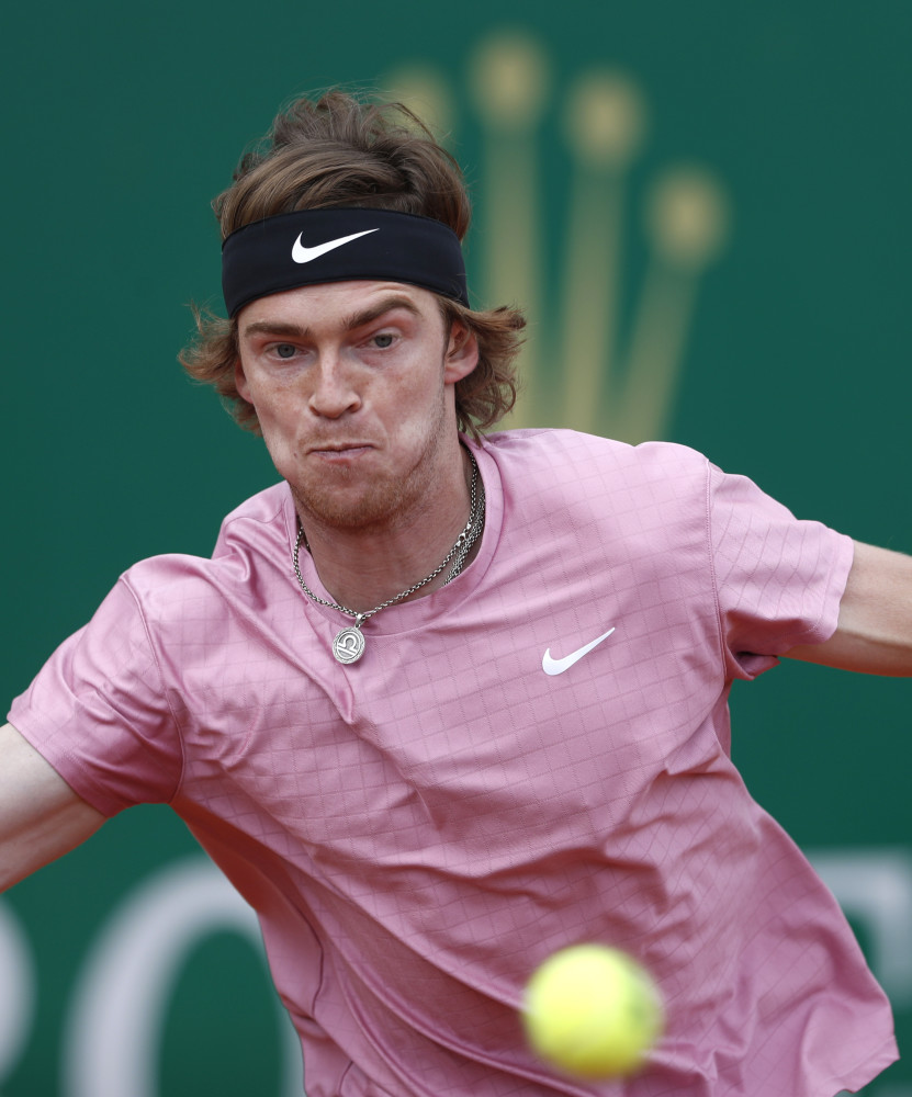 贝内特传两达阵 率公羊季前赛首战31-21击败牛仔