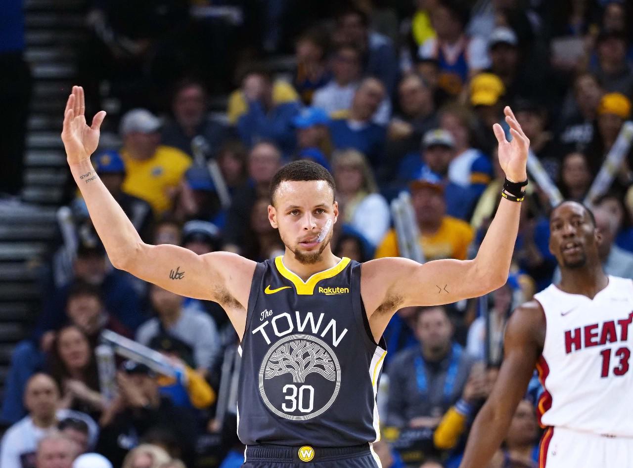 升中场和前 升中场和前